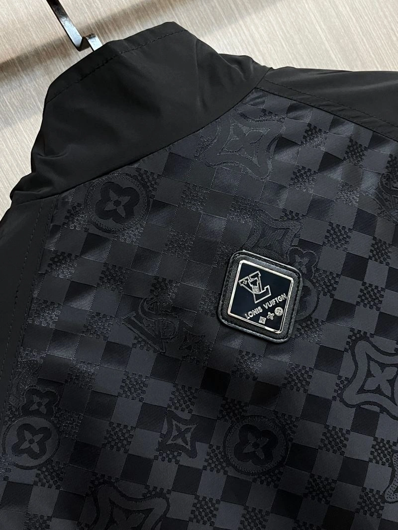 Louis Vuitton Outwear EasyCare 137681