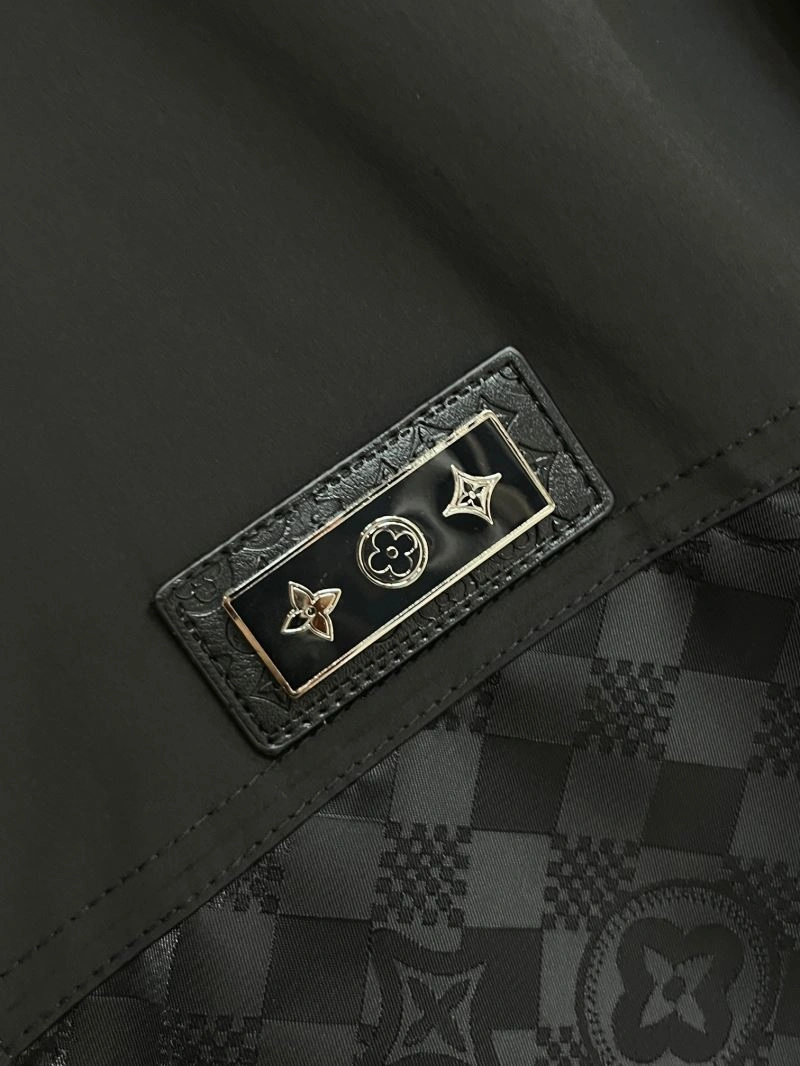 Louis Vuitton Outwear EasyCare 137681
