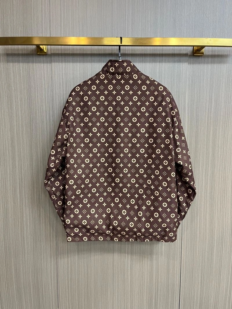 TechFriendly Louis Vuitton Outwear 137679
