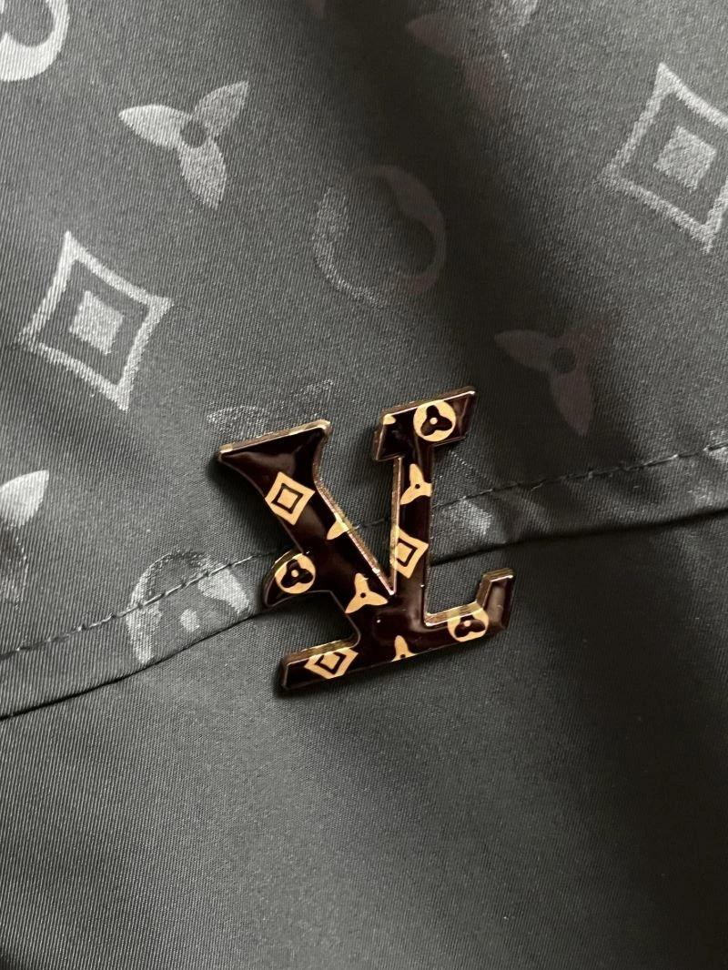 Louis Vuitton Outwear Functional 137693