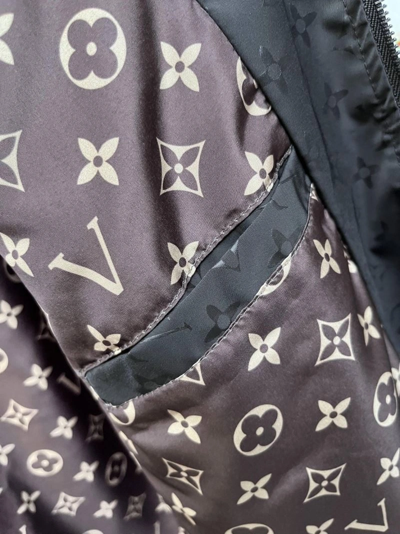 Louis Vuitton Outwear Timeless 137684