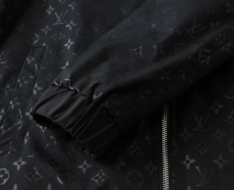 Louis Vuitton Outwear SportInspired 137678