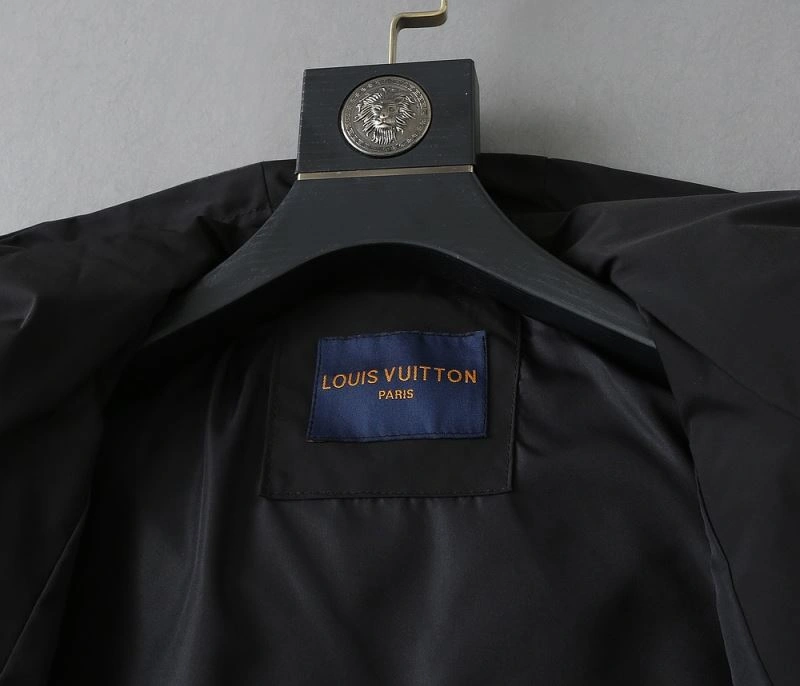 Louis Vuitton Outwear SportInspired 137678