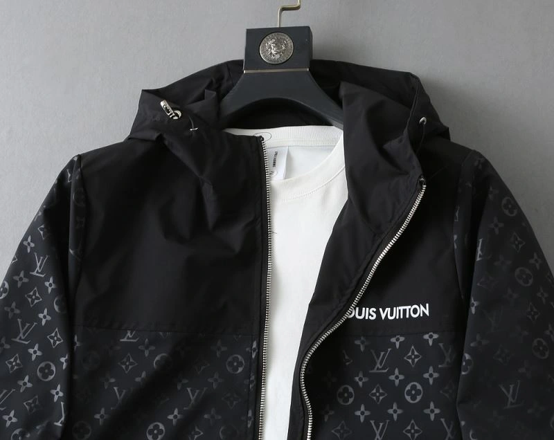 Louis Vuitton Outwear SportInspired 137678