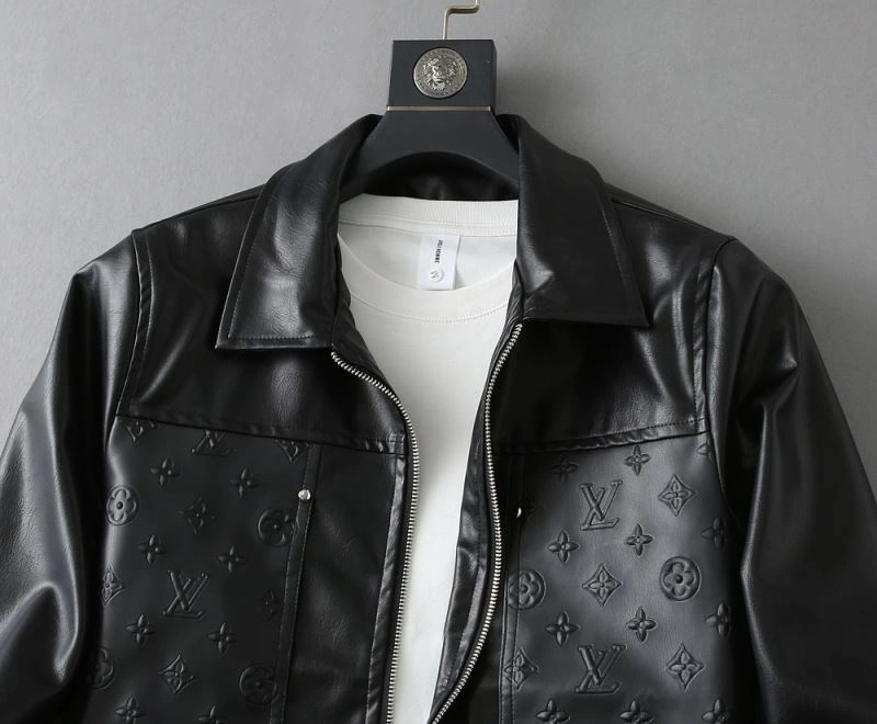 Louis Vuitton Outwear OnTrend 137668