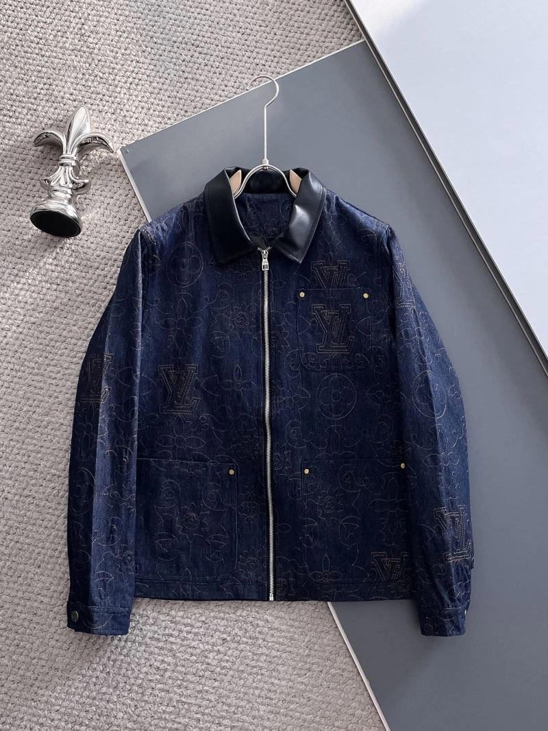 AllSeason Louis Vuitton Outwear 137667