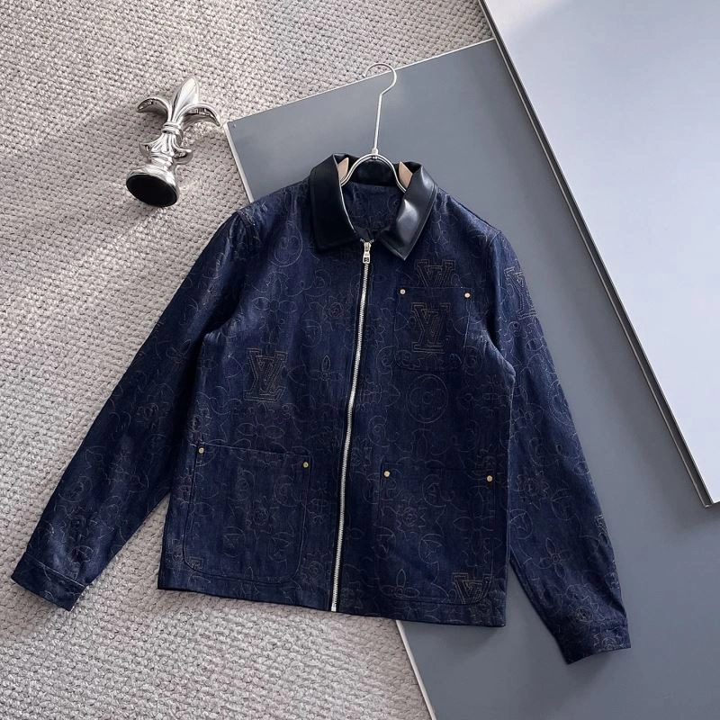 AllSeason Louis Vuitton Outwear 137667
