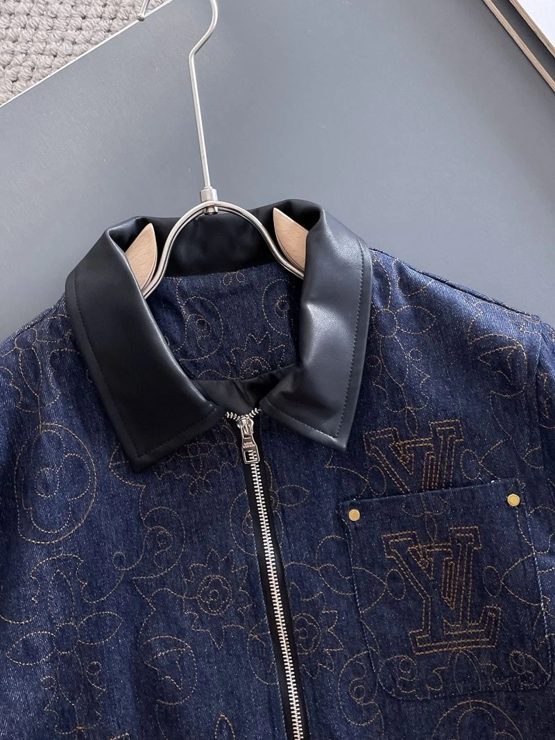 AllSeason Louis Vuitton Outwear 137667