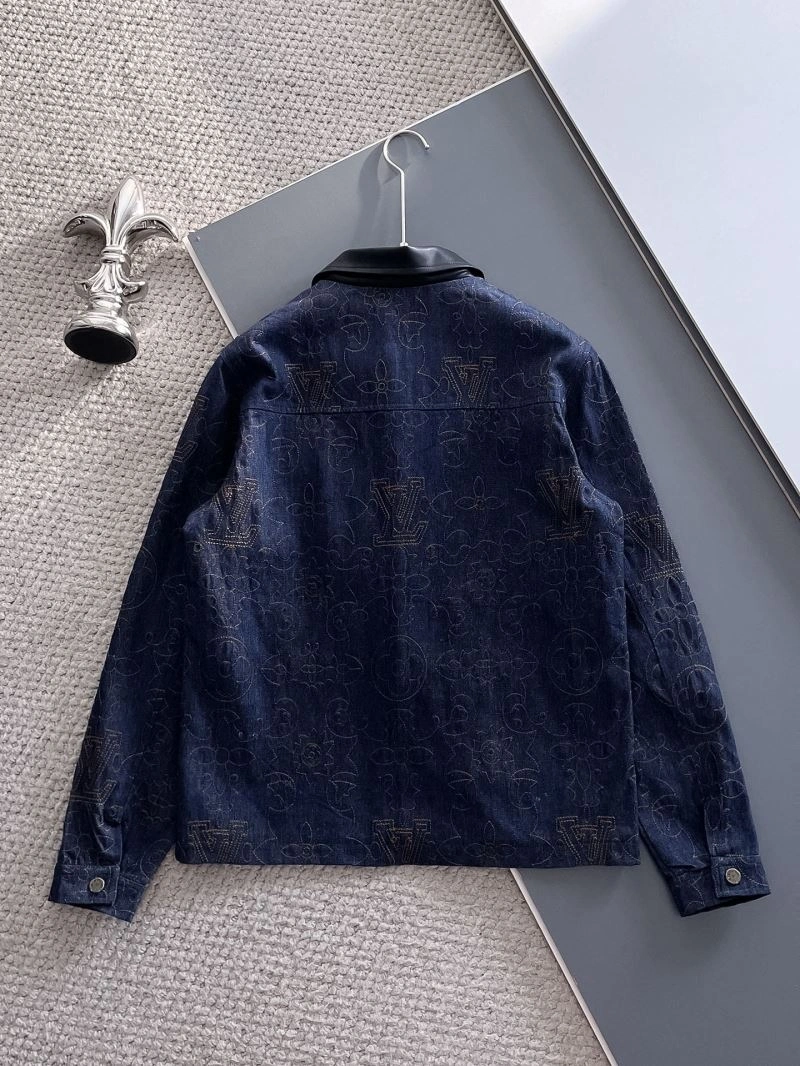 AllSeason Louis Vuitton Outwear 137667