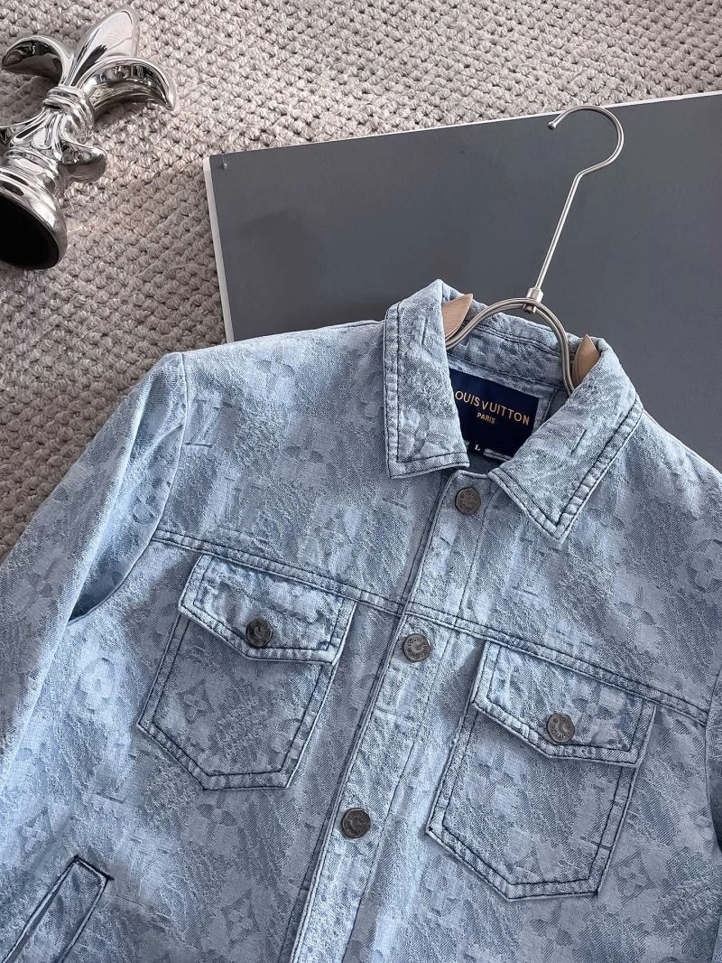 Louis Vuitton Outwear Stretchable 137670