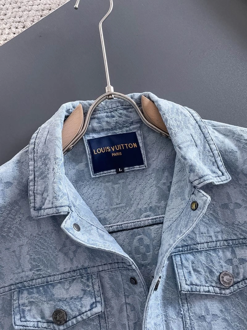 Louis Vuitton Outwear Stretchable 137670