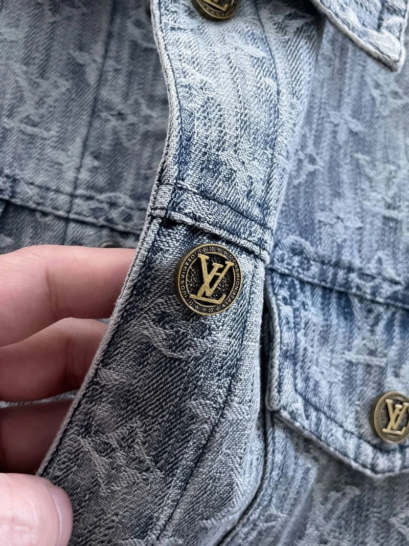 TimelessDesign Louis Vuitton Outwear 137663