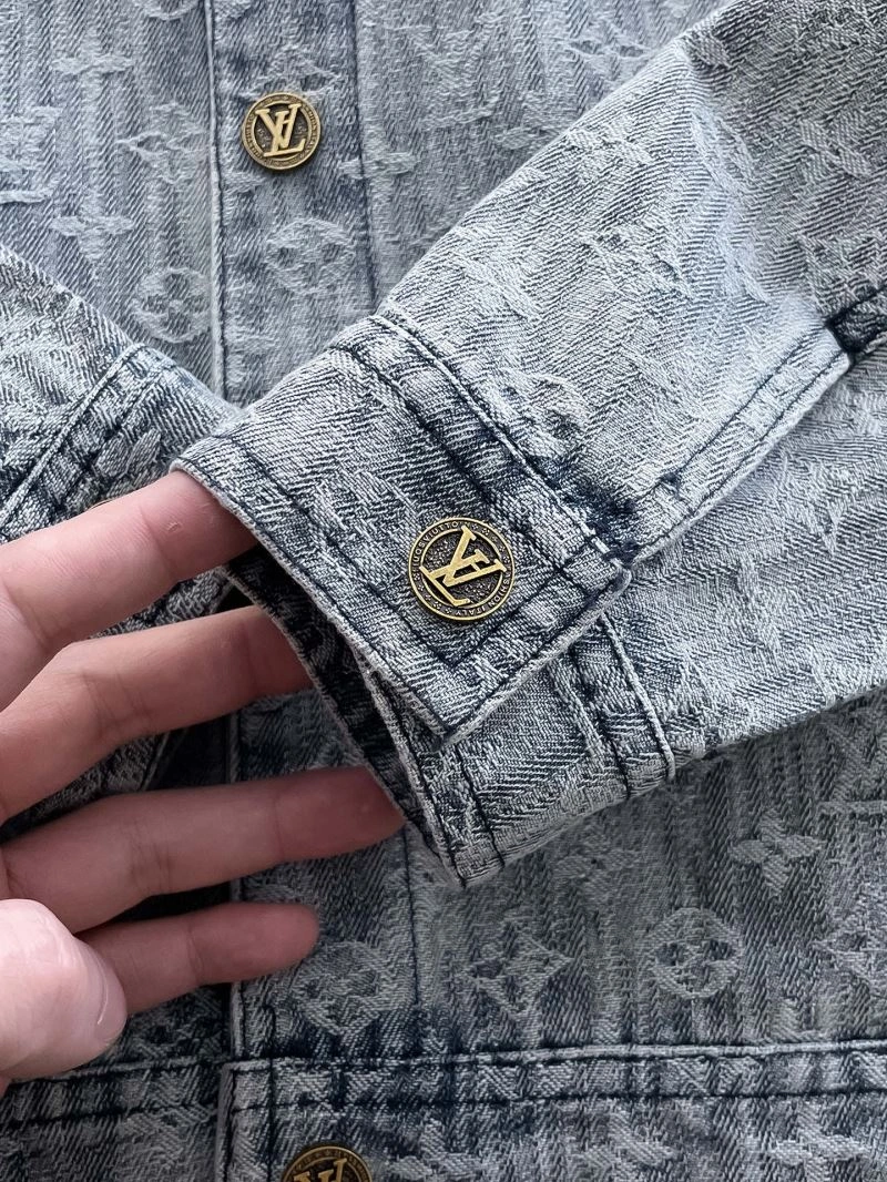 TimelessDesign Louis Vuitton Outwear 137663