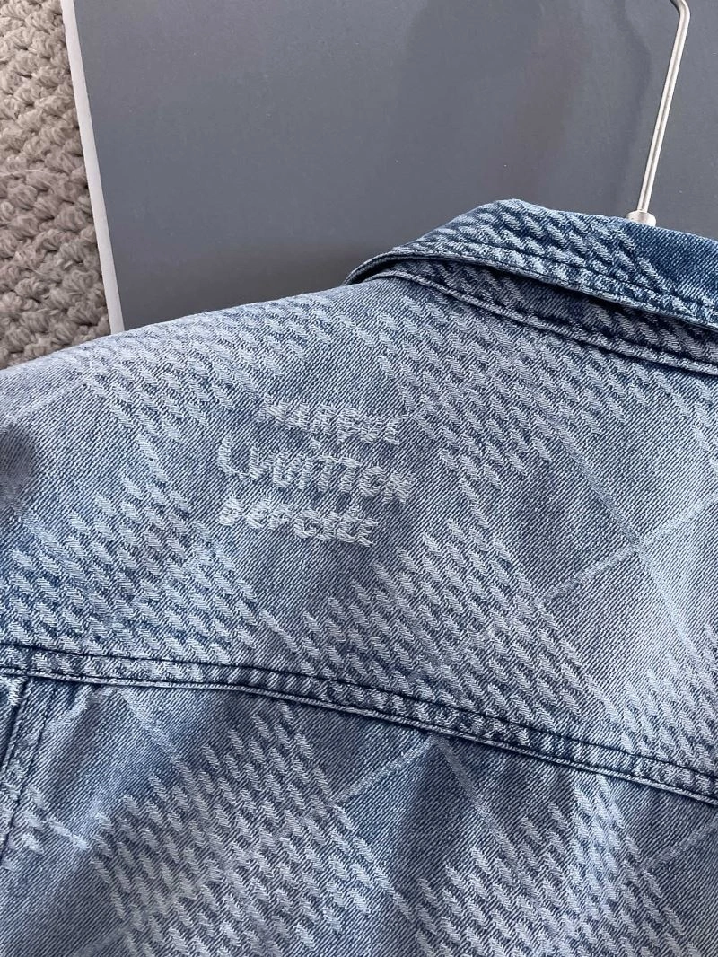 Louis Vuitton Outwear ModernLook 137672