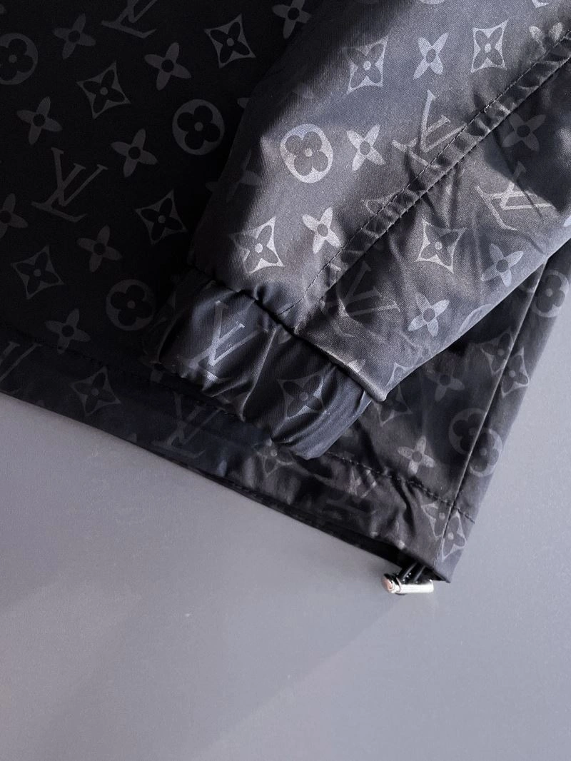 Louis Vuitton Outwear SmoothTexture 137656