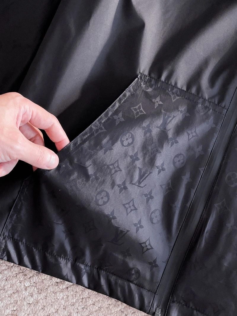 Louis Vuitton Outwear Breathable 137657