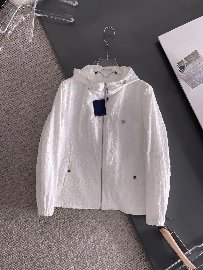 Upgraded Louis Vuitton Outwear 137655