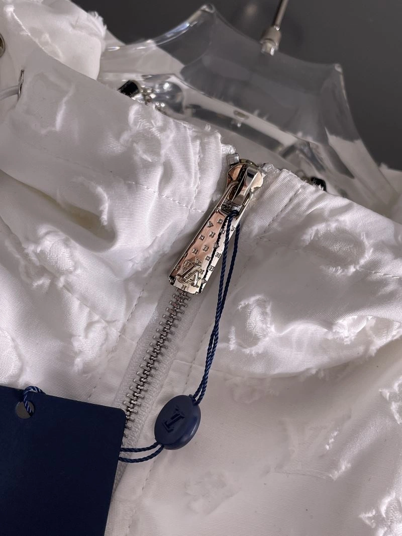 Upgraded Louis Vuitton Outwear 137655
