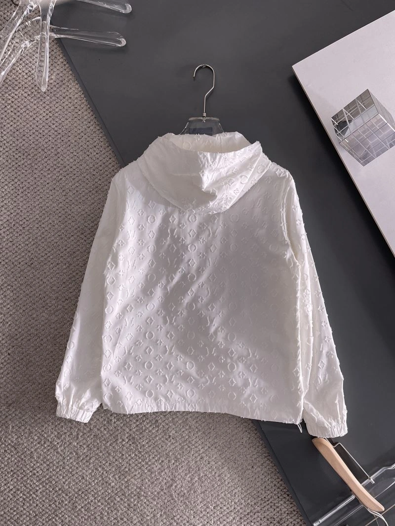 Upgraded Louis Vuitton Outwear 137655