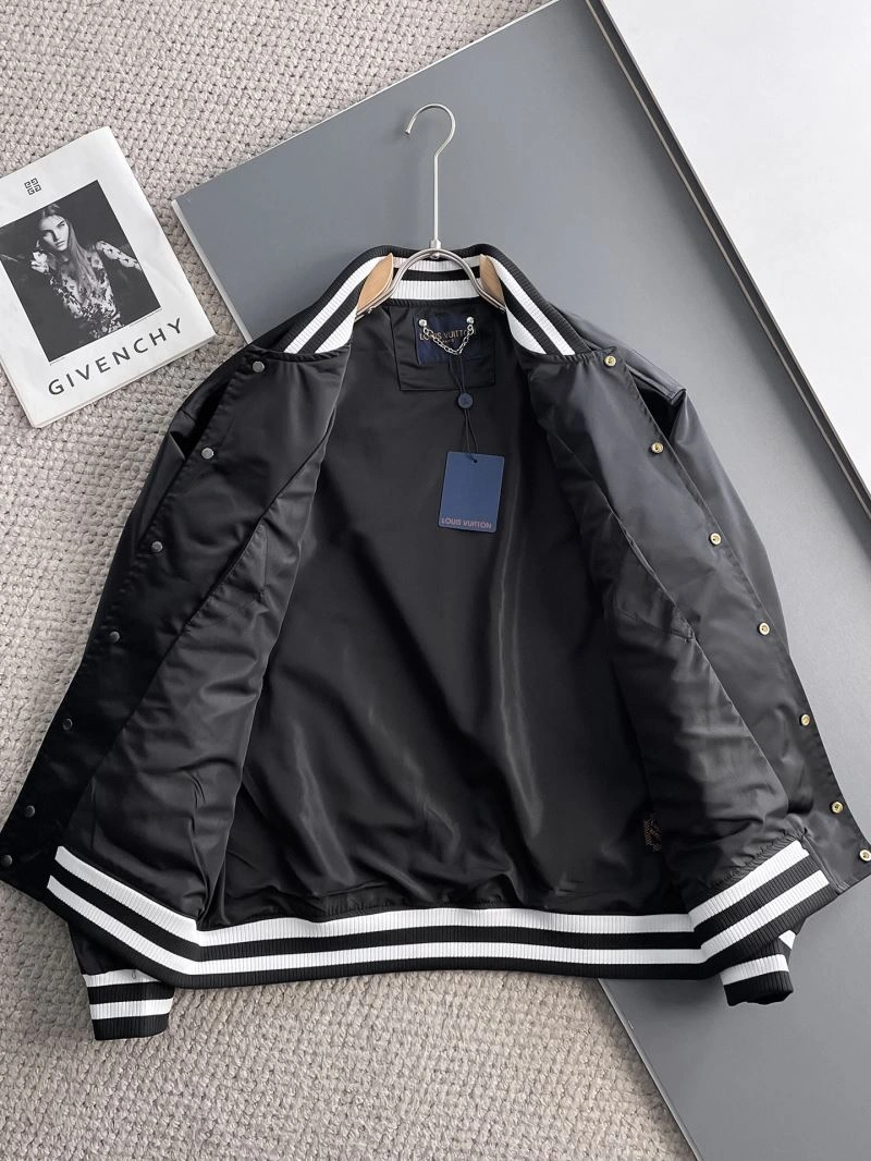Louis Vuitton Outwear ZeroBulk 137654