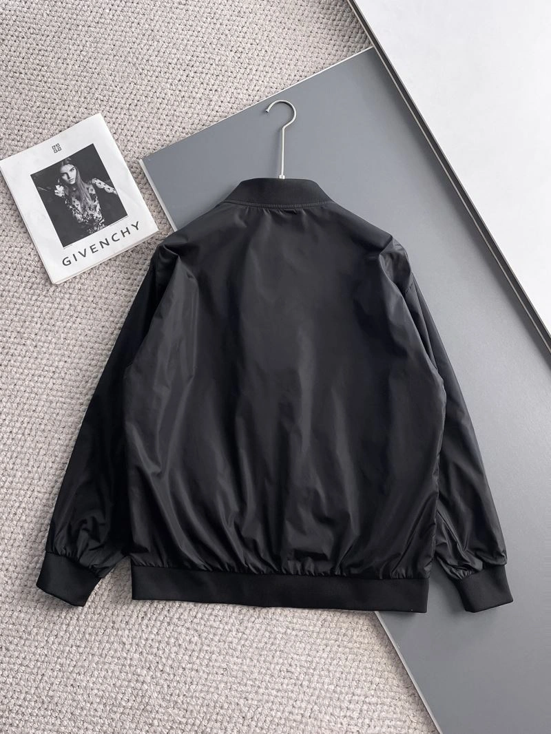 Cozy Louis Vuitton Outwear 137652