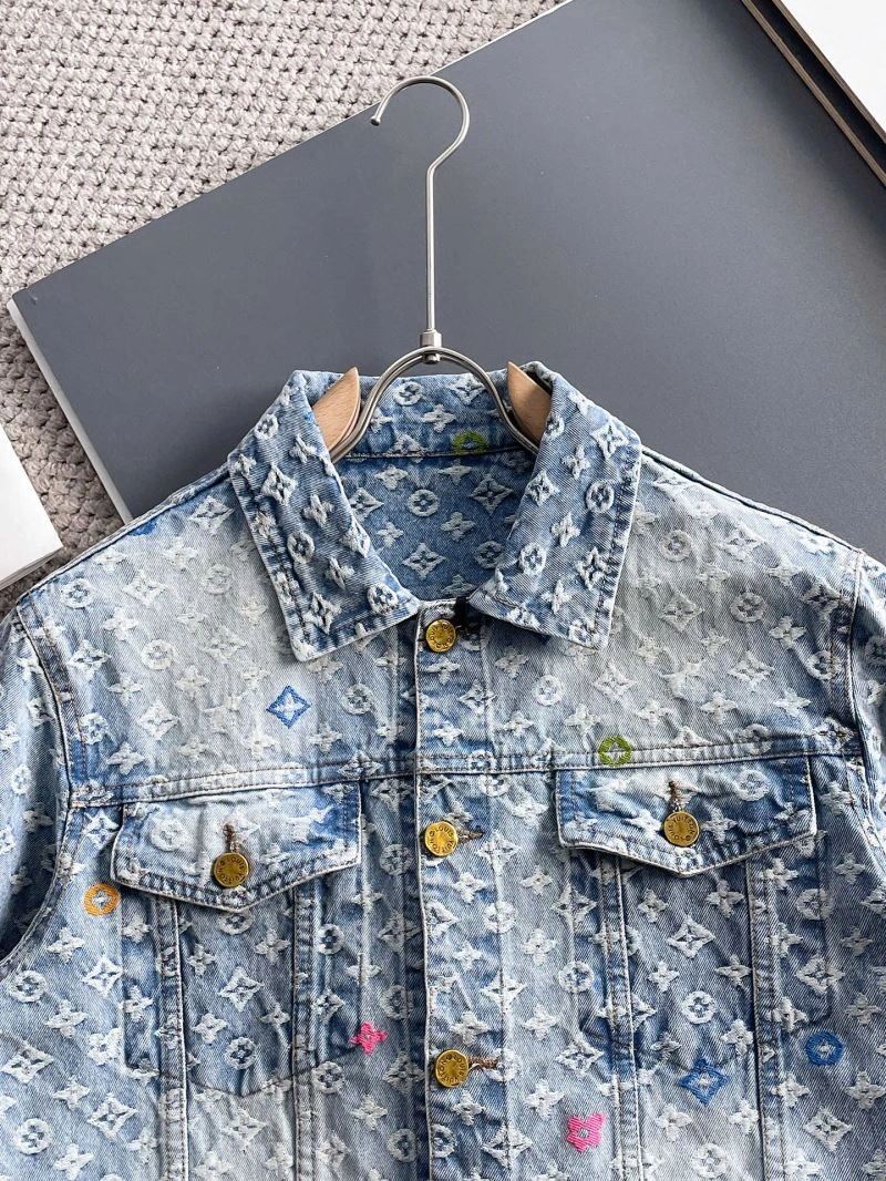 Louis Vuitton Outwear Youthful 137651