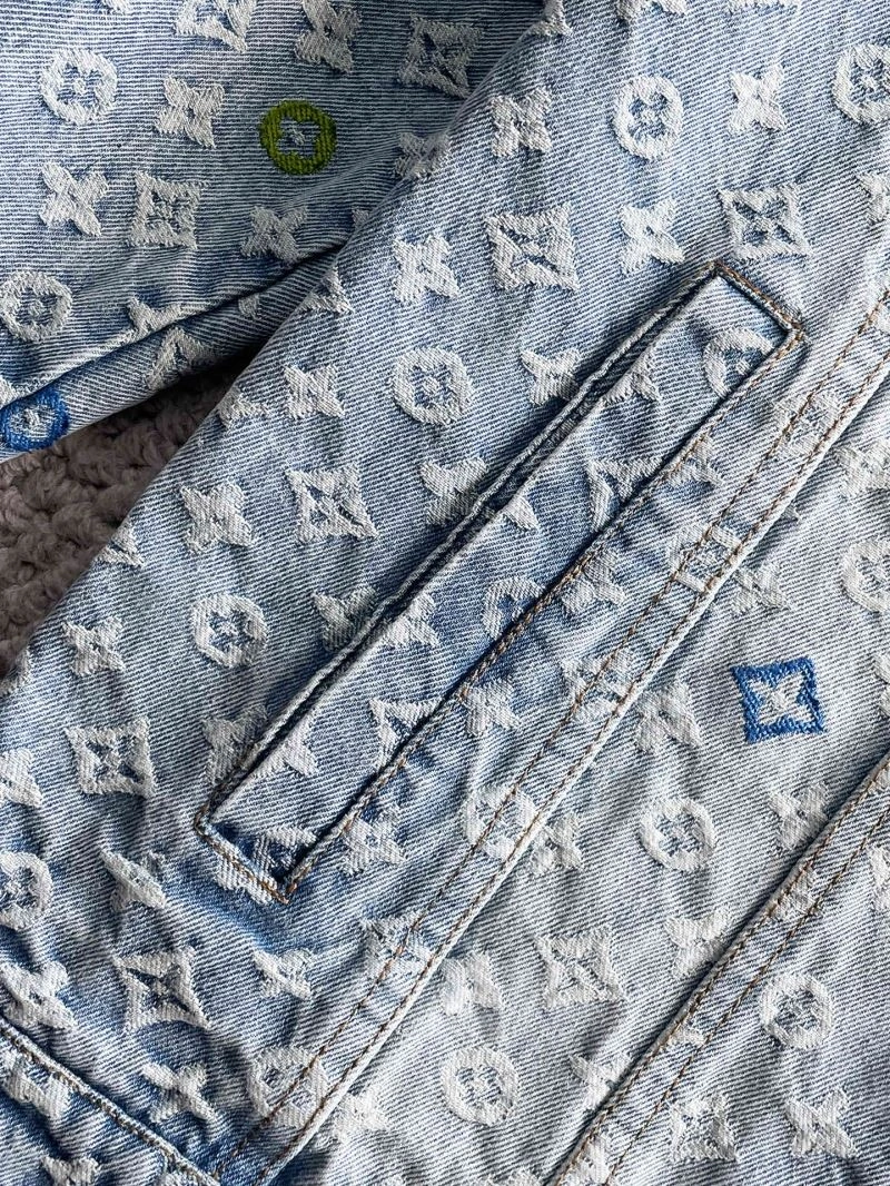 Louis Vuitton Outwear Youthful 137651