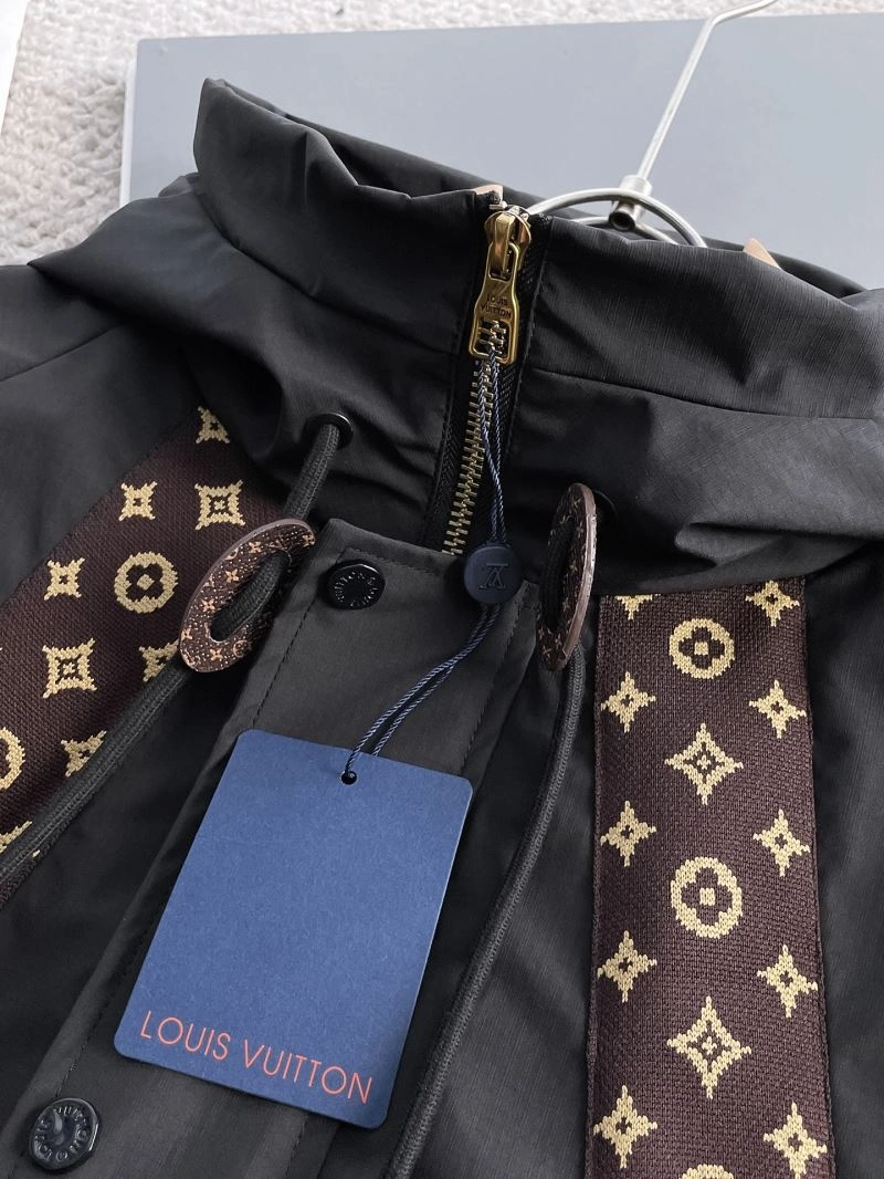 Louis Vuitton Outwear ModernLook 137643