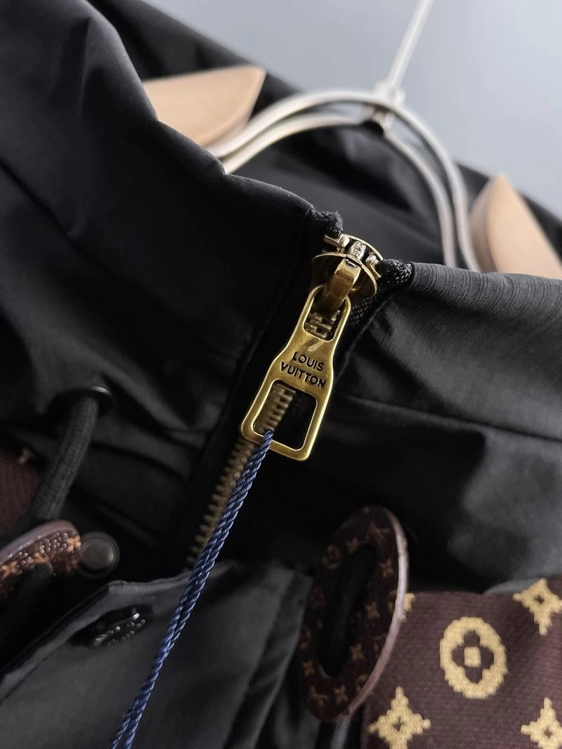 Louis Vuitton Outwear ModernLook 137643