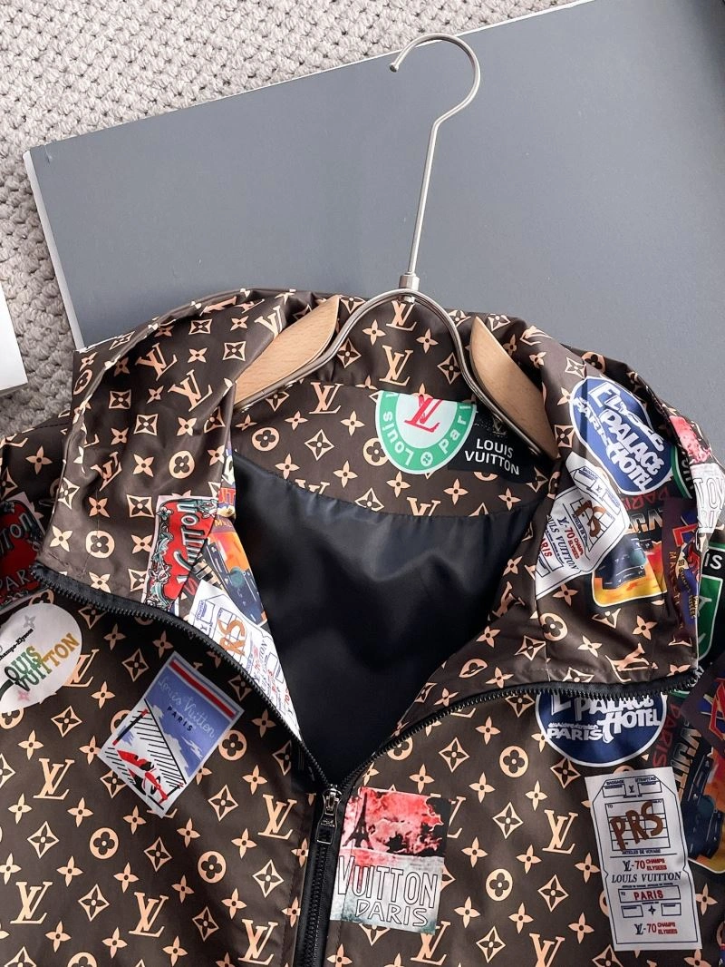 Louis Vuitton Outwear Stretchable 137641