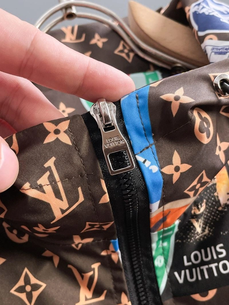 Louis Vuitton Outwear Stretchable 137641