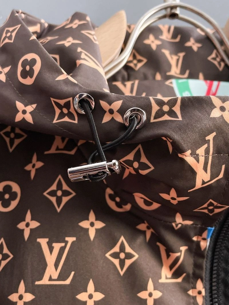 Louis Vuitton Outwear Stretchable 137641
