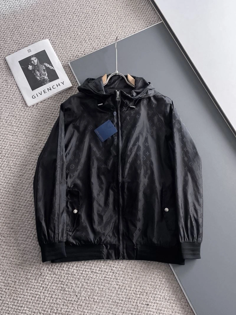 EasyCare Louis Vuitton Outwear 137628