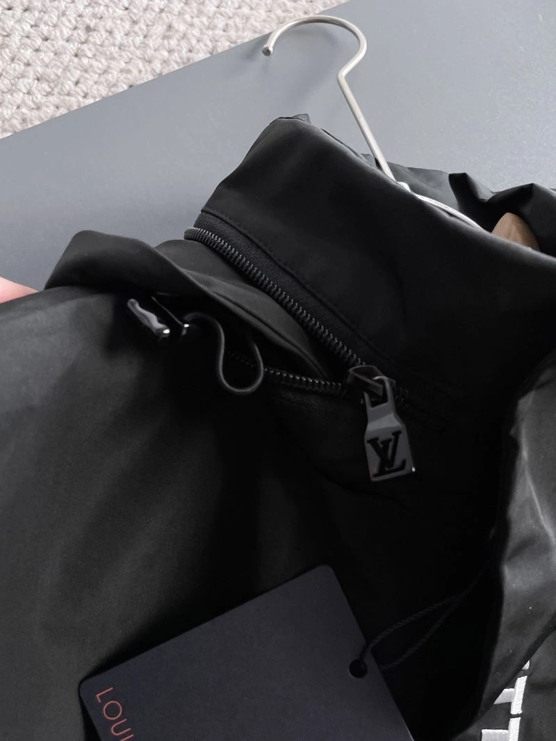 HighQuality Louis Vuitton Outwear 137642