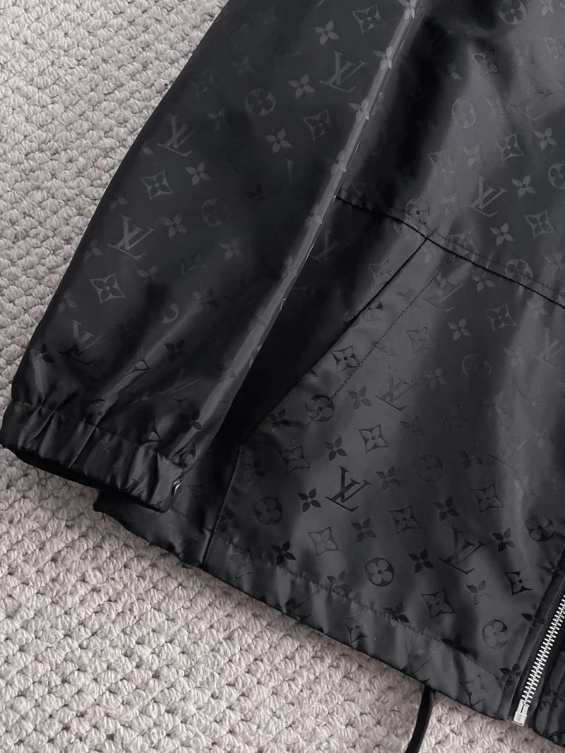 SoftTouch Louis Vuitton Outwear 137630