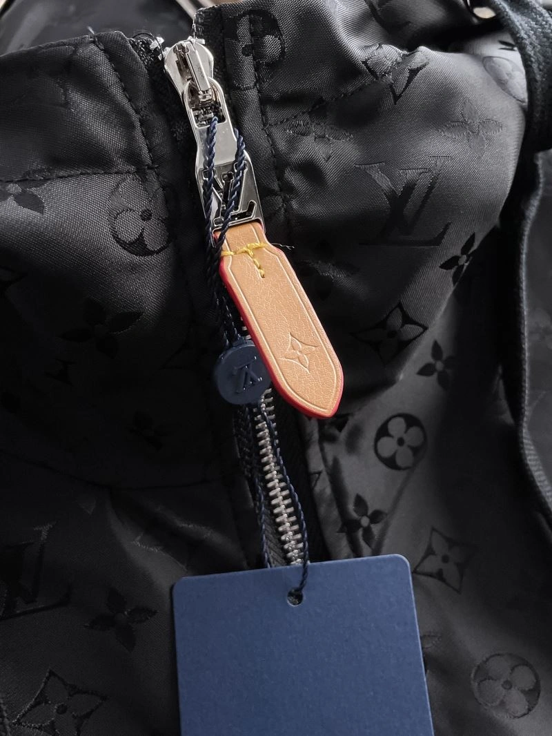 SoftTouch Louis Vuitton Outwear 137630