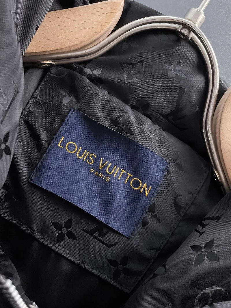 SoftTouch Louis Vuitton Outwear 137630