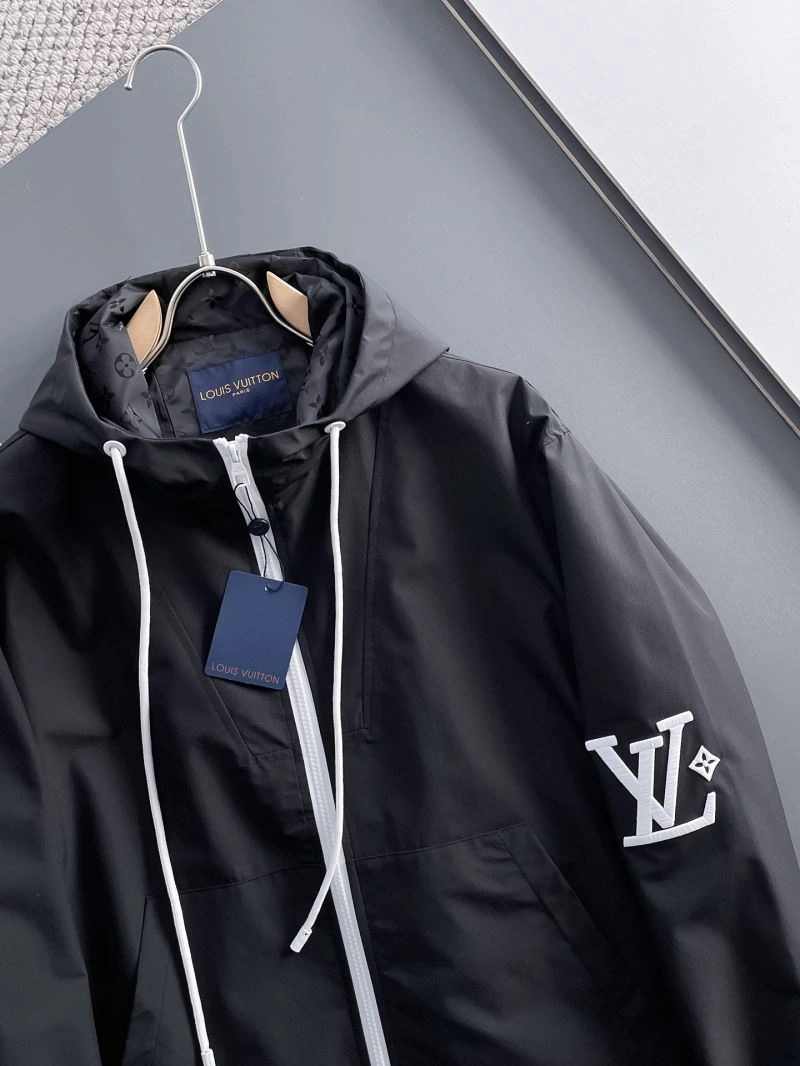 Louis Vuitton Outwear SmoothTexture 137625