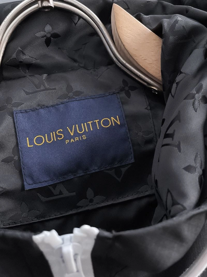 Louis Vuitton Outwear SmoothTexture 137625
