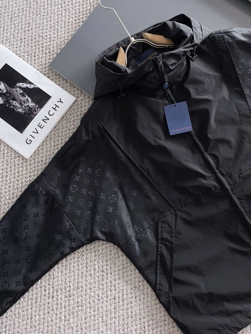 GoodFit Louis Vuitton Outwear 137622