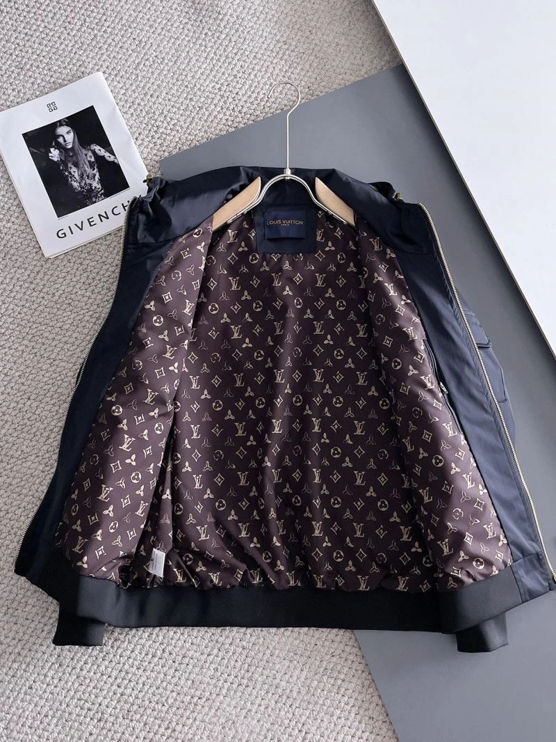 SmartChoice Louis Vuitton Outwear 137629
