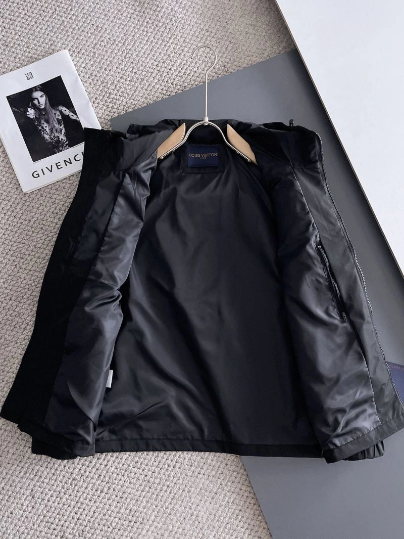 Modern Louis Vuitton Outwear 137636
