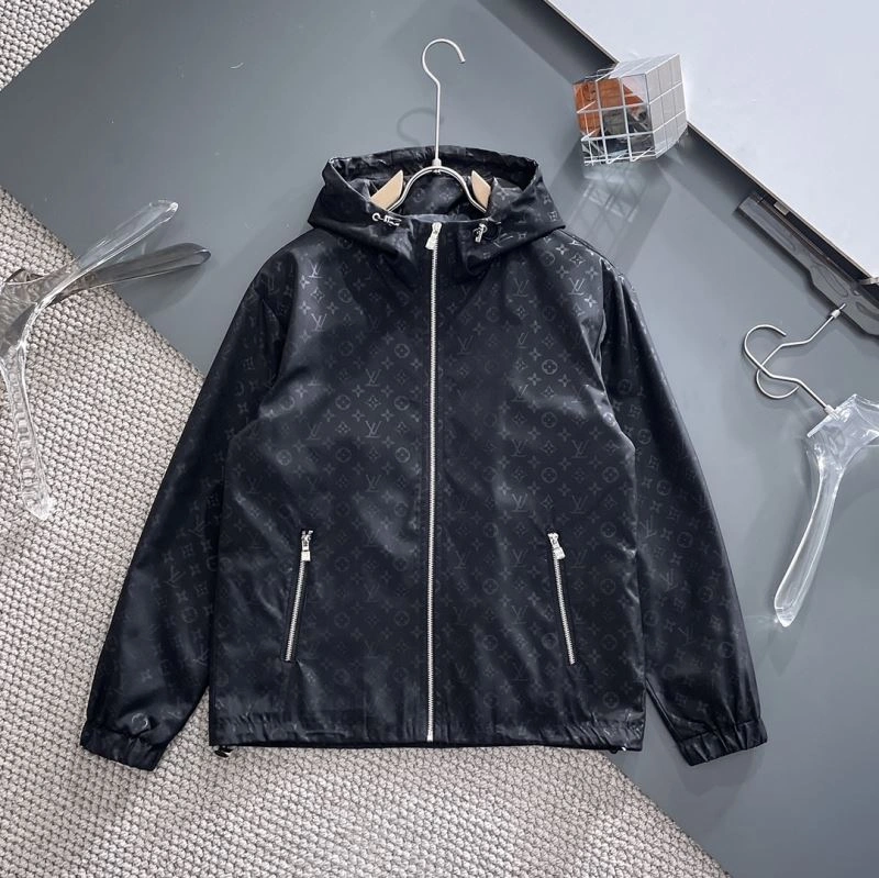 GoAnywhere Louis Vuitton Outwear 137624