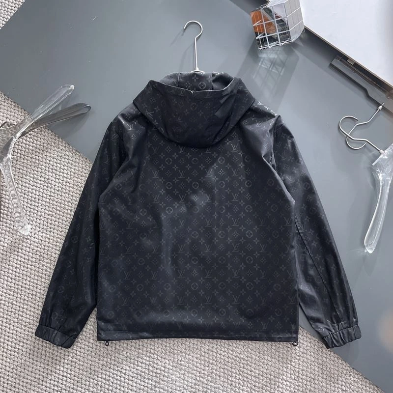 GoAnywhere Louis Vuitton Outwear 137624
