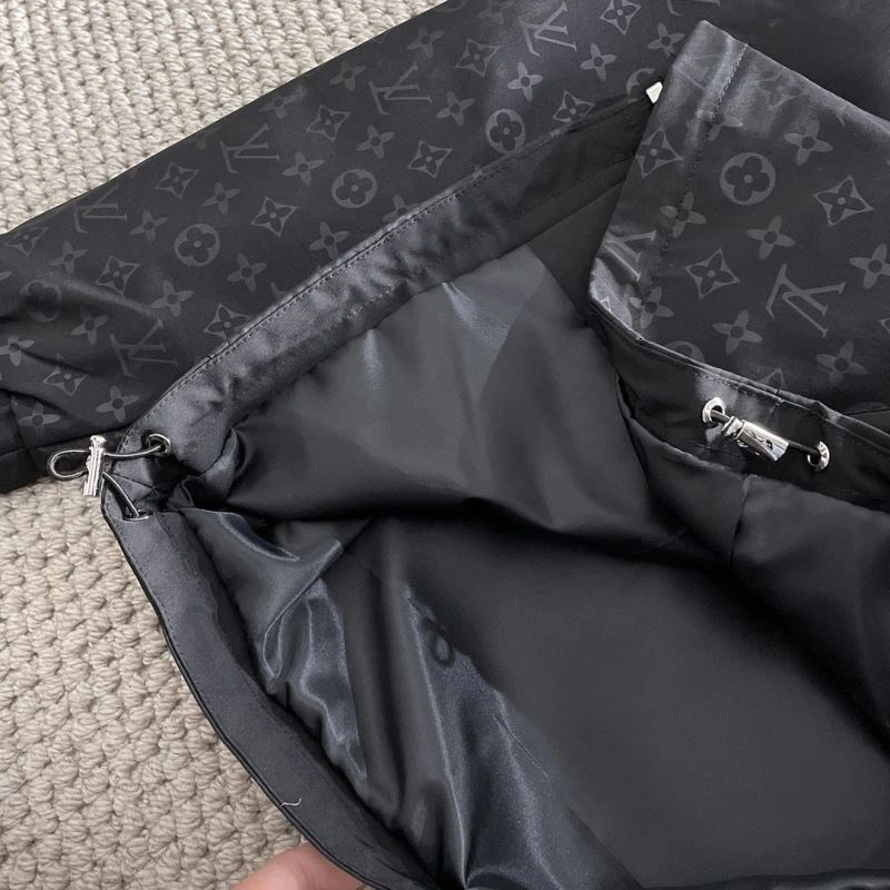 Lightweight Louis Vuitton Outwear 137620