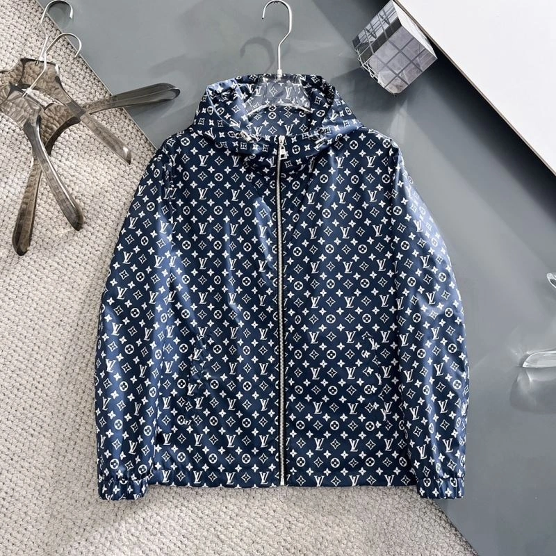 Louis Vuitton Outwear FreshLook 137613