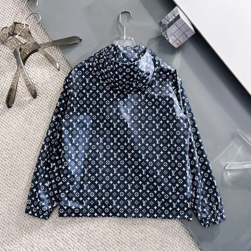 Louis Vuitton Outwear FreshLook 137613