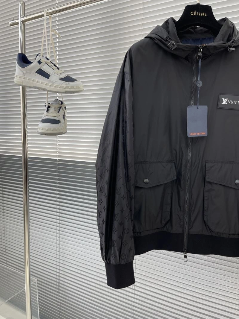 ModernLook Louis Vuitton Outwear 137619