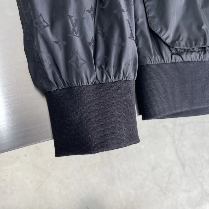 ModernLook Louis Vuitton Outwear 137619