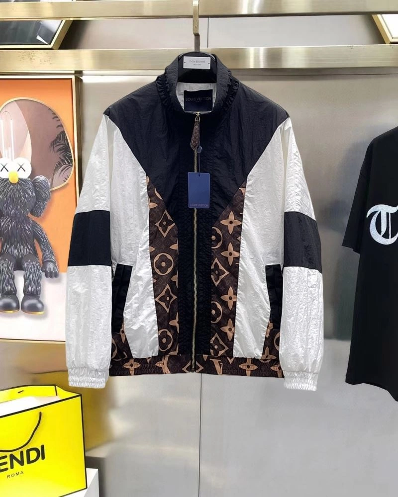 Louis Vuitton Outwear TimelessDesign 137614